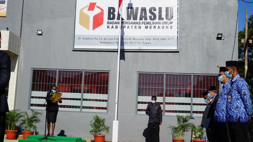 UPACARA BENDERA 17 AGUSTUS 2020 OLEH BAWASLU KABUPATEN MERAUKE
