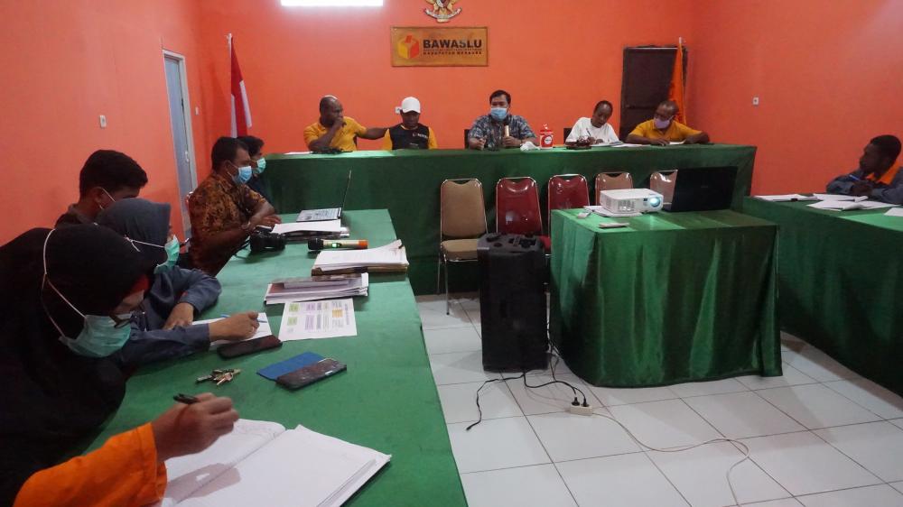 RAPAT KOORDINASI DIVISI PENANGANAN PELANGGARAN BAWASLU KABUPATEN MERAUKE BERSAMA KOORDINATOR DIVISI PENANGANAN PELANGGARAN BAWASLU PROVINSI PAPUA