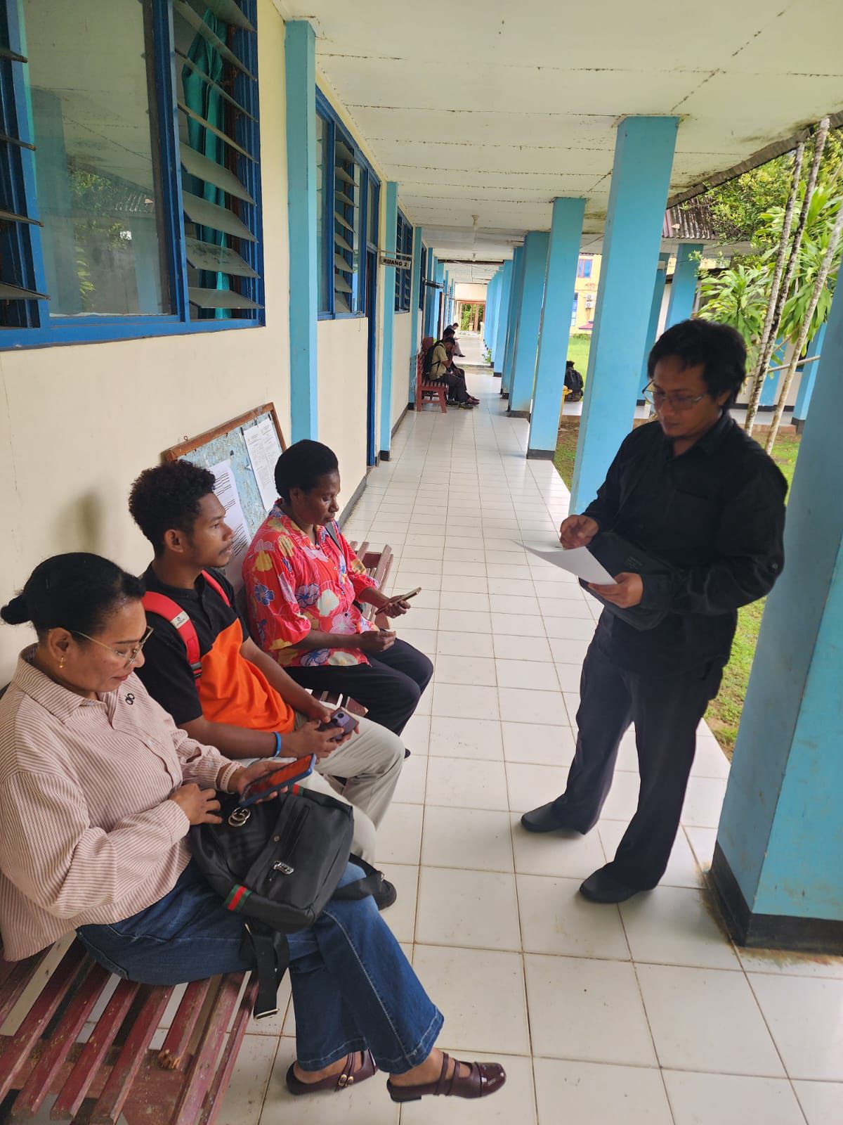 KORDIV P2H BAWASLU MERAUKE LAKSANAKAN KONSOLIDASI DEMOKRASI DILINGKUNGAN KAMPUS BERSAMA MAHASISWA STIA KD DAN BADAN STACKHOLDER PANDIS