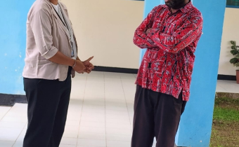 Konsolidasi Demokrasi Bersama STIA Karya Dharma Merauke, Bawaslu Tekankan Bahaya Hoaks